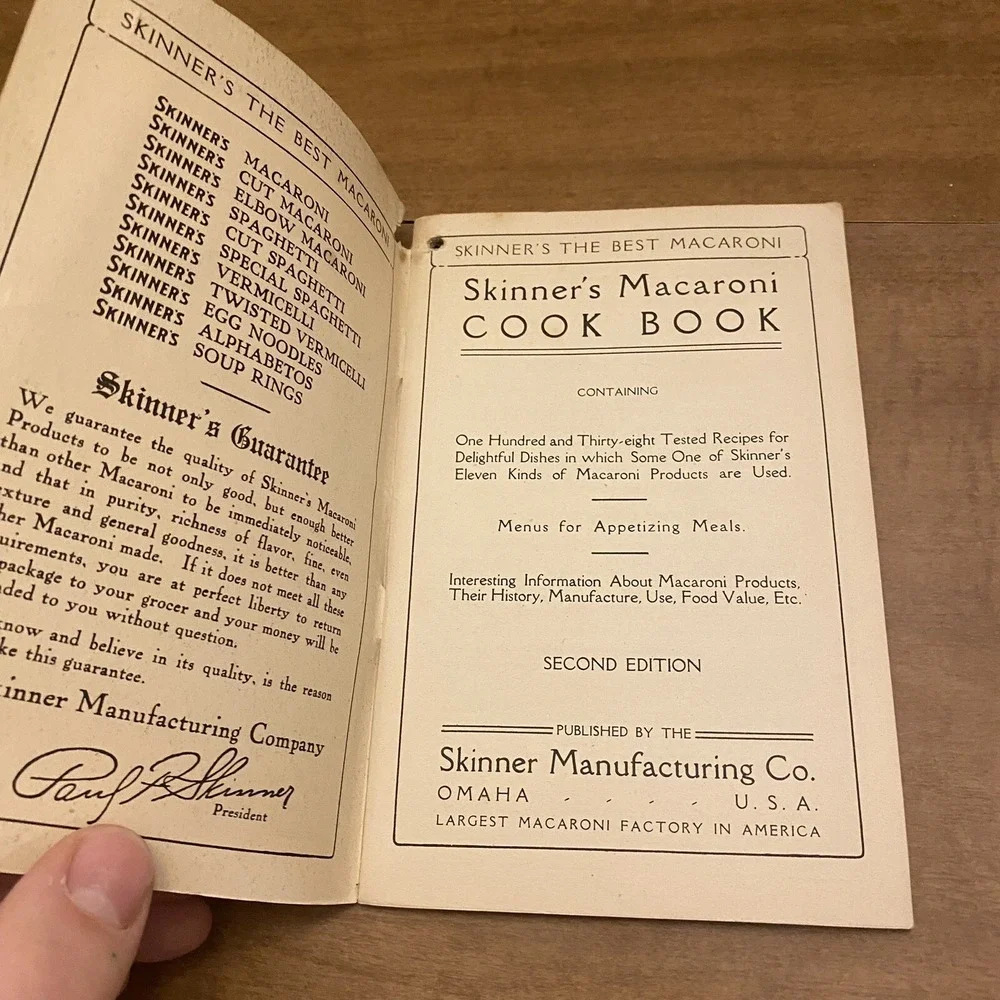 Skinner Manufacturing Co. vintage skinner